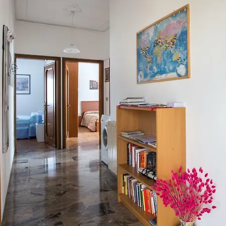 Apartament Near Venice *